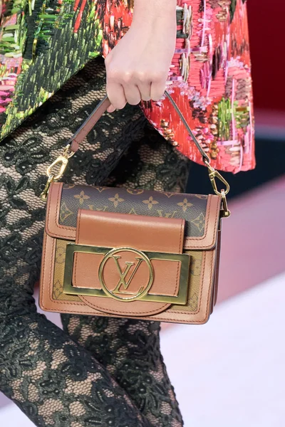 Look 36
